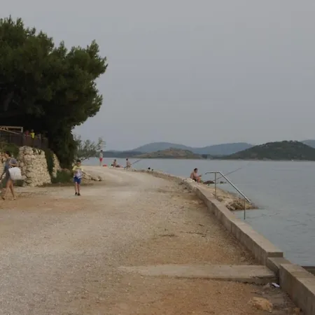 Gianna - Beachfront Holiday home Sveti Petar (Zadar)