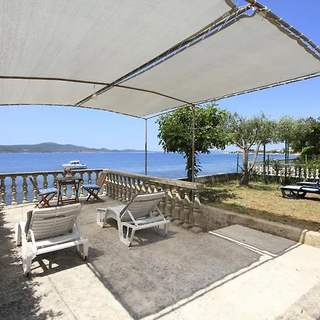 Holiday home Gianna - Beachfront
